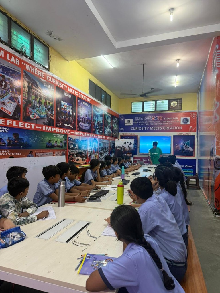 Students in a STEAM lab session